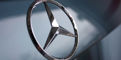 2006 Mercedes Benz SL500 post thumbnail