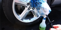 How to Detail Your Wheels, Tires and Wheel Wells thumbnail