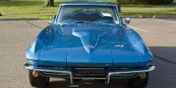 1966 Corvette Sting Ray 427 Gets Wet Sanded and Buffed to Perfection thumbnail