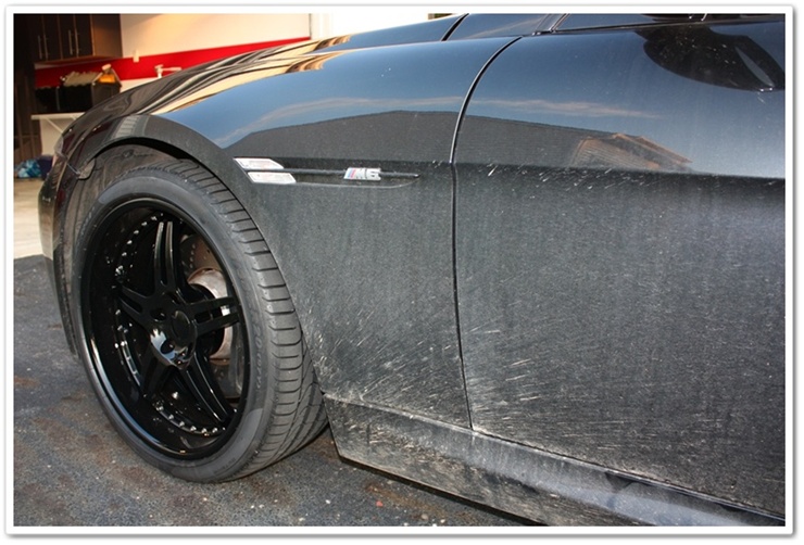 2008 BMW M6 with mud on paint prior to detailing