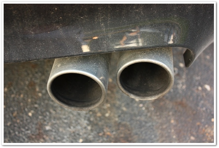2008 BMW M6 exhaust tips prior to detailing