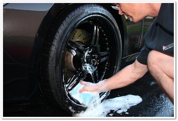 Cleaning HRE wheels with Lake Country grout sponge