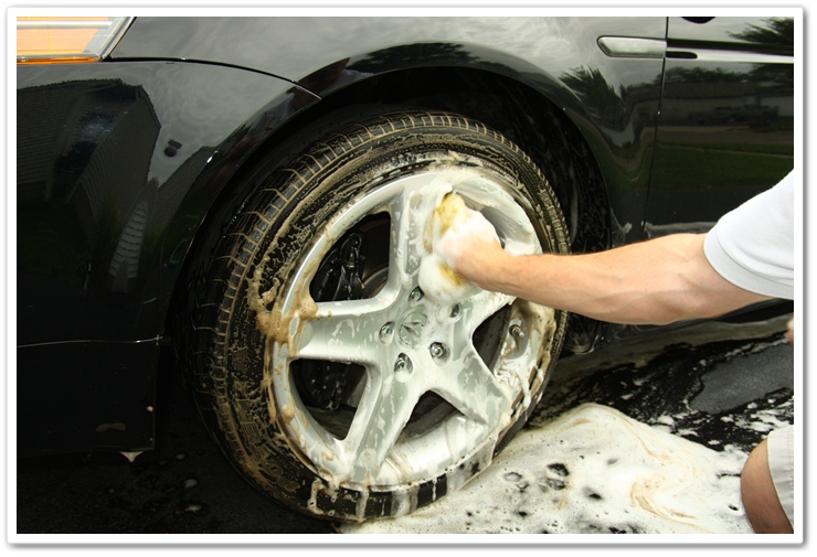 Dedicated wash mitt solely for the purpose of cleaning your wheels helps minimize swirls