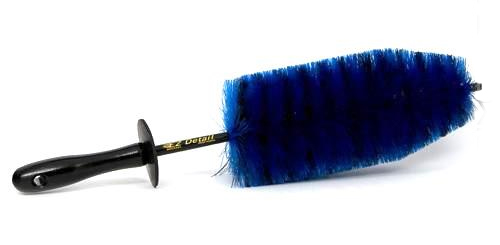Ivan Rajic’s 10 Favorite Detailing Products - EZ Detail Brush