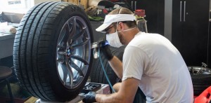 Airbrush Application: <strong><strong>Wheel</strong></strong> Coatings