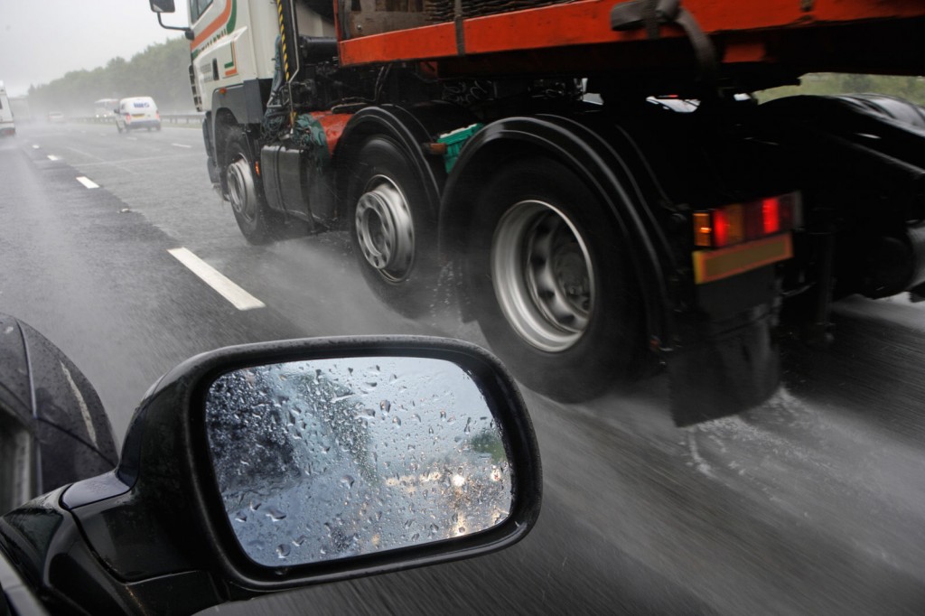 1443117543-syn-pop-1442957269-trucker-advice-1