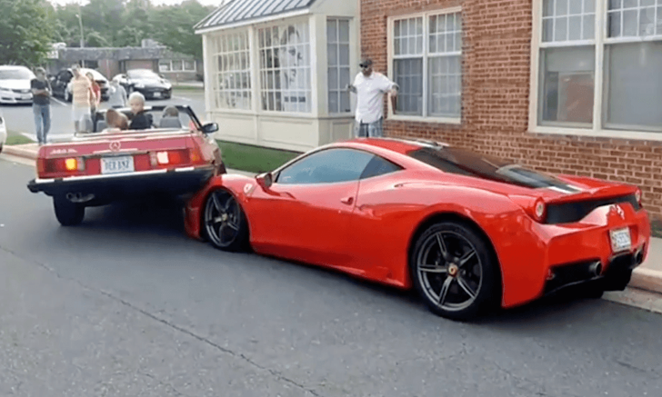 Mercedes-Benz reverses onto Ferrari 458