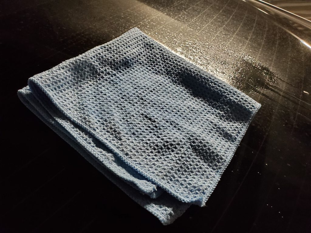 Glass-Towel-In-Use