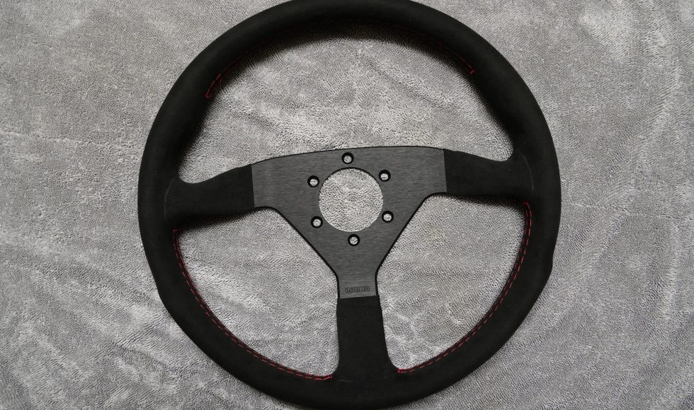 alcantarasteeringwheel