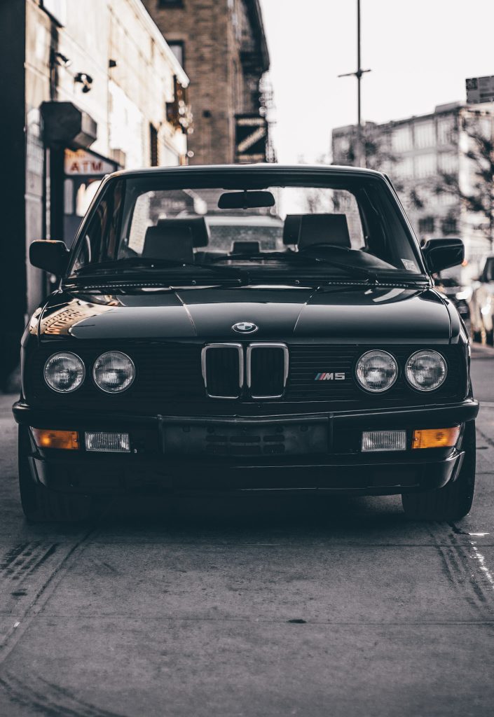 1987 BMW M5 Front End