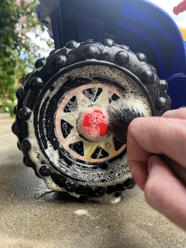 Power Wheels Lil’ Kawasaki Ninja Washing Wheels with Detail Factory Tri-Grip Brush