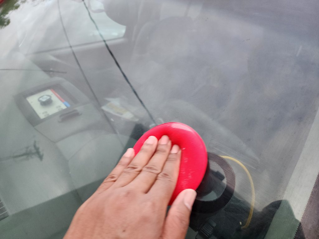 working glass polish in windshield