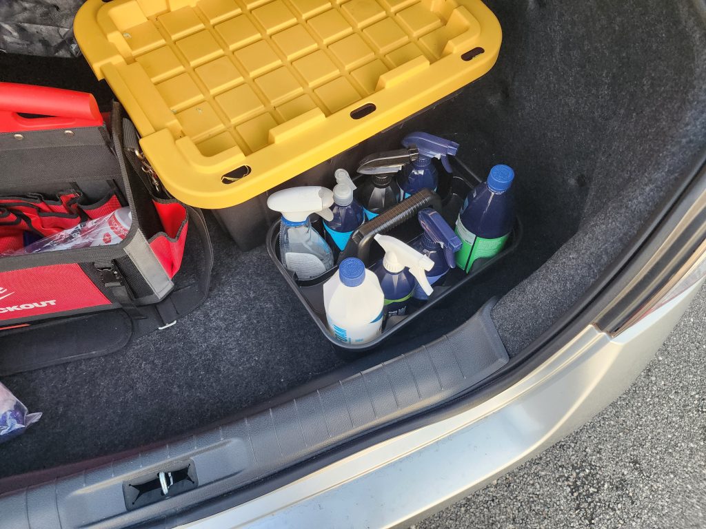 Rubbermaid Carry Caddy