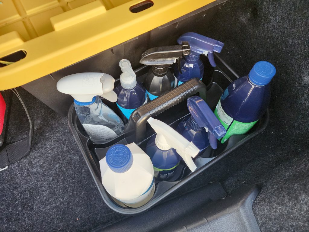 Rubbermaid Carry Caddy