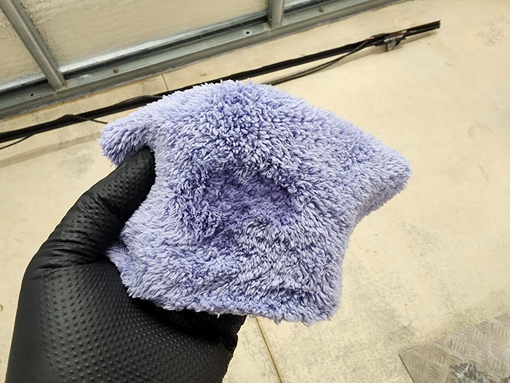 Tar Remover In Towel