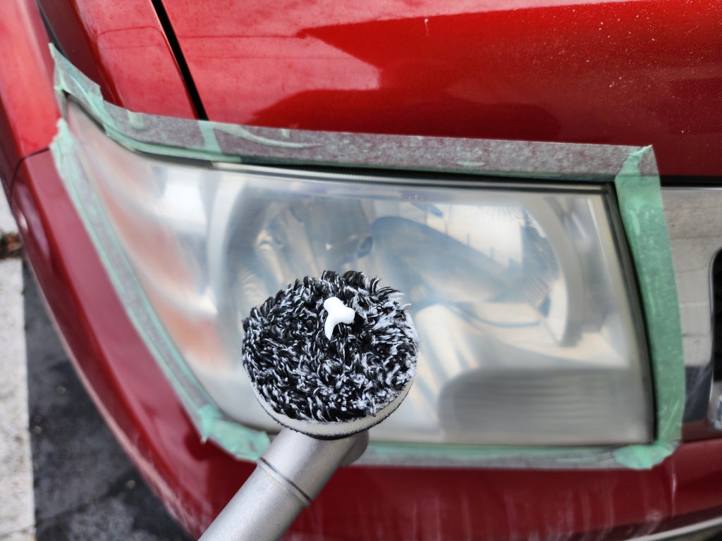 Headlight Restoration With Jescar Heavy Cut Compound