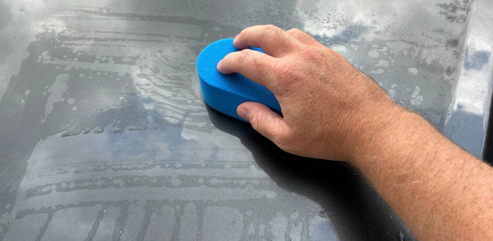 NanoSkin Fine Sponge in use