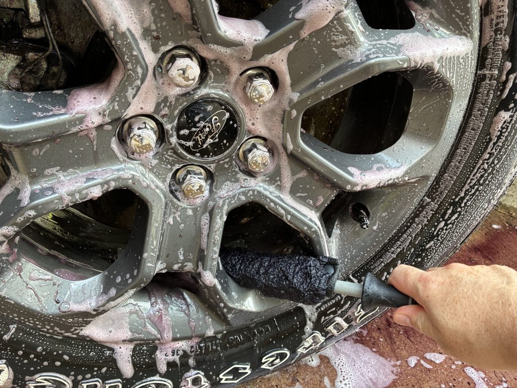 Wheel Barrel Brush