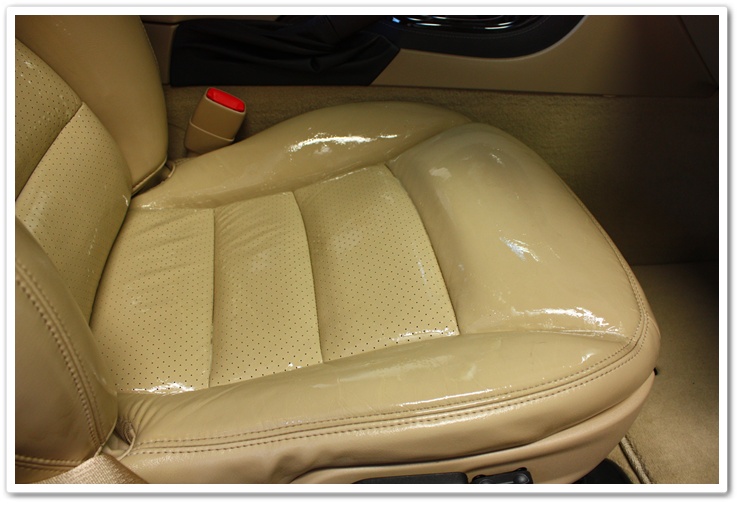 Leatherique Rejuvenator Oil applied to 2008 Chevy Corvette leather seats