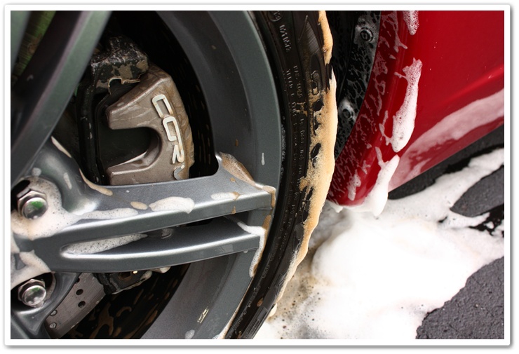Optimum Power Clean degreasing rubber tires and wheel wells on a 2008 Chevy Corvette