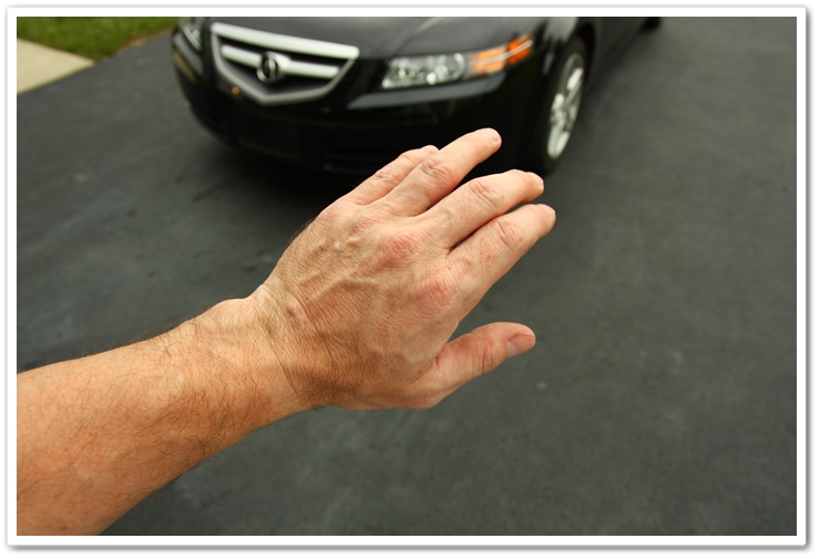 Remove all jewelry prior to washing your car to prevent scratches, scrapes and scuffs