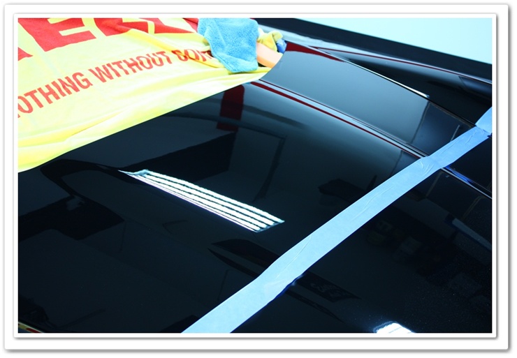 2008 black Chevy Corvette polished with Menzerna PO85RD