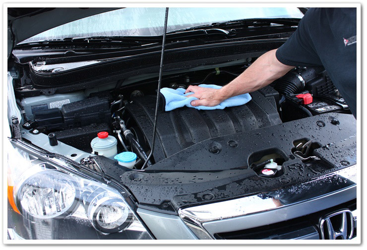 Drying your engine bay with Microfiber