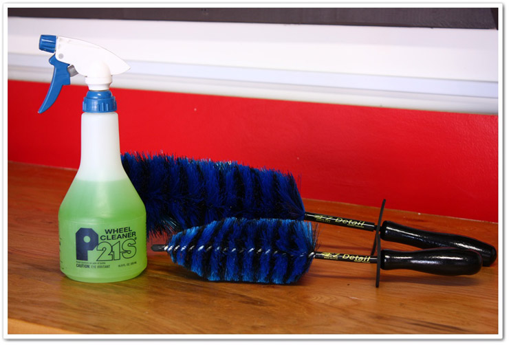 P21S Gel Wheel Cleaner and E-Z Detail Brushes